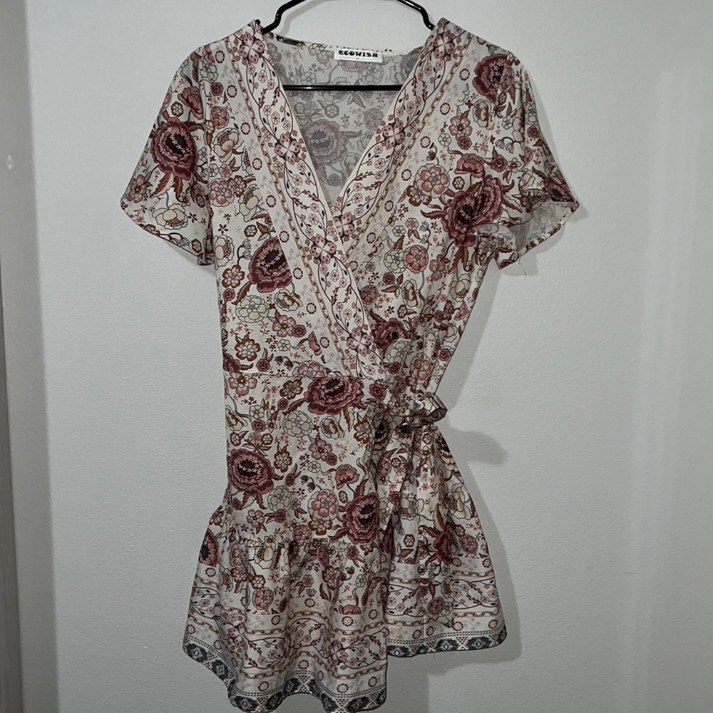 Medium ruffle flower paisley style wraparound dress
